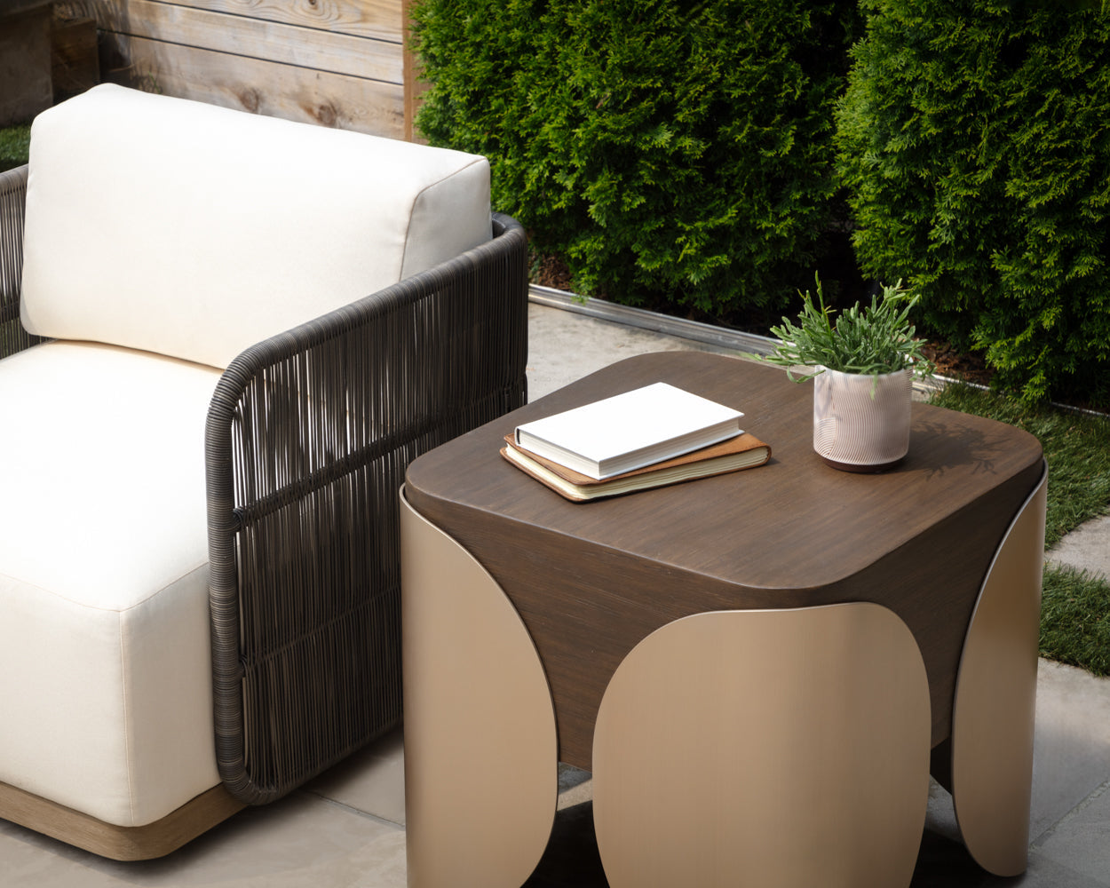 AMARULA SIDE TABLE